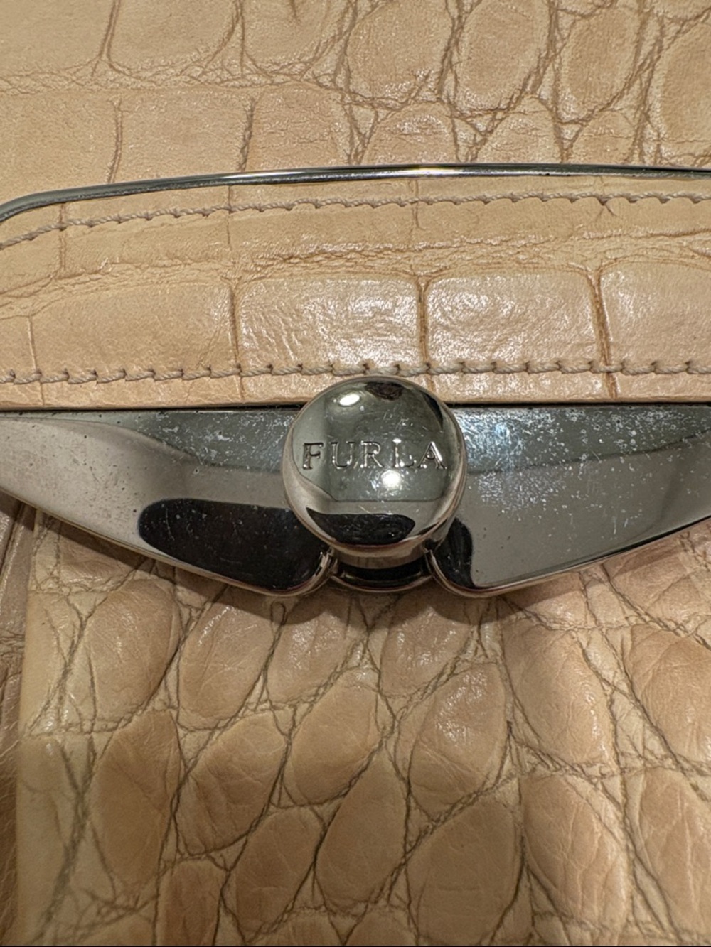 Like New Furla leather purse - Picture 6 of 6